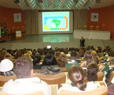 Seminário de RT lota auditório em Curitiba