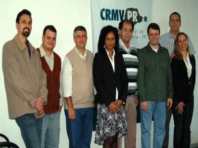 Diretoria e conselheiros do CRMV-PR em visita à Delegacia Regional de Ponta Grossa