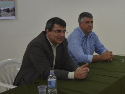 Paulo Rossi, professor UFPR, e Felipe Pohl, tesoureiro do CRMV-PR